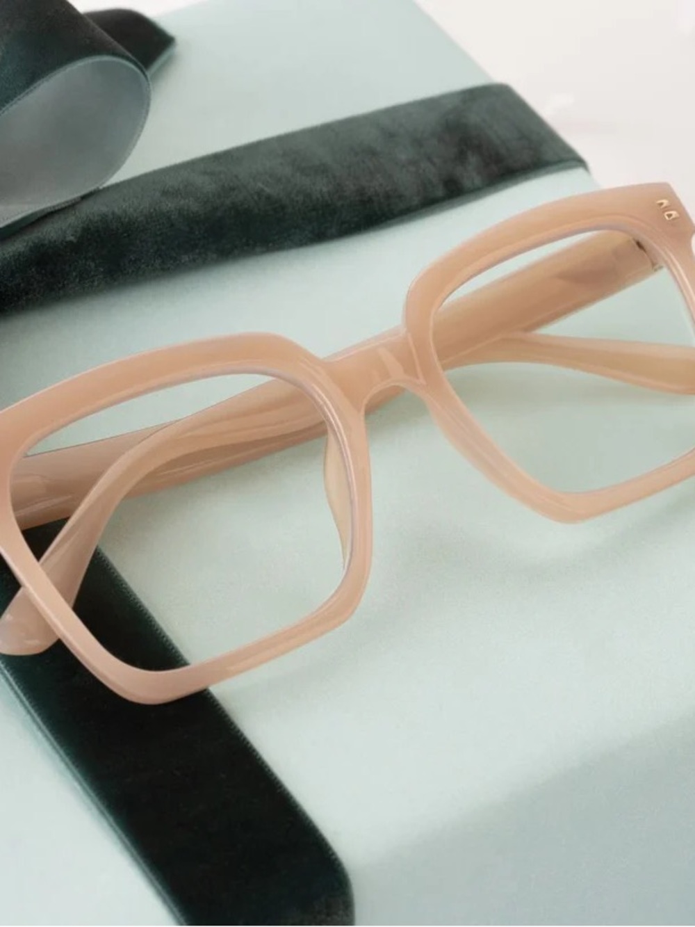 Peepers Taupe Montage 1.50 Progressive Glasses